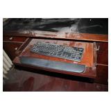 Large wood executive style 6-drawer...