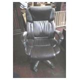 Executive leather-like rolling offi...