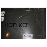 Queen size sheet set plus unknown s...