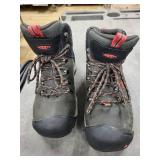 KEEN Hiking Boots - US 7 / EU 37.5 - 2 Pairs