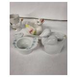 Egg Cups - Vintage Bird-Themed Ceramic Set