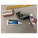 DuPont Krytox FG 32 Lube, DELO Metalix, Slaterâs 7-8 Tool & Armour Etch Cream Lot