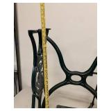Vintage Singer Mfg Co Cast Iron Treadle Sewing Machine Base Stand Frame with Pedal