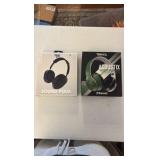 BLUETOOTH headphones (2 pairs), TEKNIQ and Trend Zone