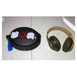 BEATS Studio 3 Wireless Noise Cancelling Camo headphones with case