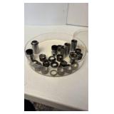 (24) MAGNIFYING lenses