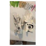 FOOTJOY and TaylorMade golf gloves and tees