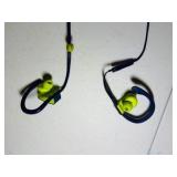 RED Beats by Dr. Dre Studio & Beats powerbeats3