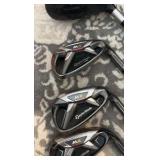 TaylorMade Golf Club Set with bag.