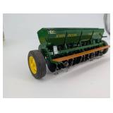 John Deere Van Brunt Grain Drill Model FB 1/126 Scale