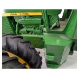 John Deere 7520 Die-Cast Tractor - Ertl Co. Green/Yellow Toy Model