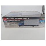 AMT Ertl Ford Louisville Short Hauler CL6000 6460 Model Kit