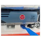 Lionel Missouri Pacific Lines UP 27421 Boxcar - Original Box Included