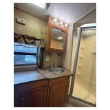 2006 CrossRoads Cross Terrain Toy Hauler 5th Wheel – Triple Axle – Generator – 2 Slide Outs
