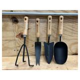 Corona gardening tools (lot of 4)