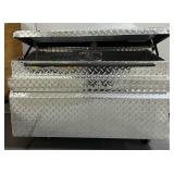 Northern Tool + Equipment Wide Truck Toolbox, 36in.L x 24in.W x 18in.H, Aluminum, Diamond Plate, Pull Handle Latch #41882 Msrp $419.99