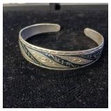 .875% Silver Beautifully ornate bracelet