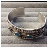 Turquoise Twisted Wire Cuff Bracelet :: 21.6 mm wide ::