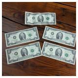 5 x Two Dollar Banknotes :: Federal Reserve Notes:  all from 2003 in crisp condition