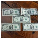 Large Lot (5 Notes) :: Series 1976 $2 Federal Reserve Notes  crisp, clean!