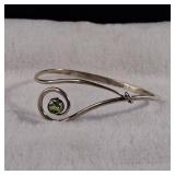 Unique "Slip-on" Contemporary Design Bracelet - PERIDOT  11.2g