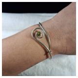 Unique "Slip-on" Contemporary Design Bracelet - PERIDOT  11.2g