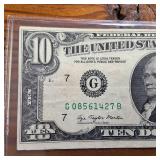 1977 $10 Federal Reserve Note :: Very Fine condition in protective plastic slip
