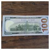 Series 2009A   $100 Federal Reserve Note :: Star Note! :: Clean and crisp condition :: Collectible!