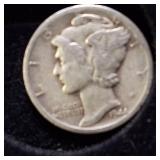 HUGE LOT! Nice Wooden Display case: 90% Silver Mercury Dimes(25) & 90% Silver Quarters(13)