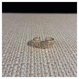 Adjustable Toe Ring w/Flowers - Size 3.25 - 1.6g