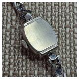 14K White Gold - Vintage "Lady Hamilton" Cocktail Wristwatch Featuring Sapphires and Diamonds - Elegant 22 Jewel - 6 brilliant diamonds (real) - 17.83g total weight