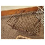 Lot of (4) Metal Wire Storage Baskets 16"x11"x8", 14"x10"x10", 11"x9"x6", 11"x9"x4-1/2"