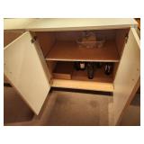 Commercial Wooden Storage Cabinet / Hutch Combination Unit 2-door/4+2-drawer 3