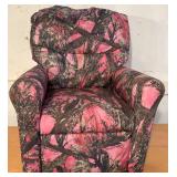 Dozydotes Child Recliner in Pink Timber Camouflage