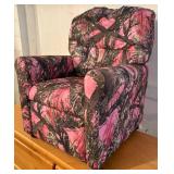 Dozydotes Child Recliner in Pink Timber Camouflage