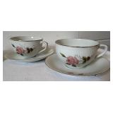 Vintage Set of 4 Cups and Saucers