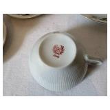 Vintage Set of 4 Cups and Saucers