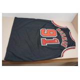 Dennis Rodman Signed Bulls Jersey - Beckett Authenticated