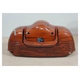 *2* Vintage Style Radios