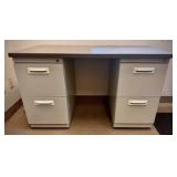 Desk 4-drawer
