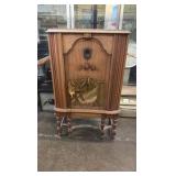 antique Philco radio