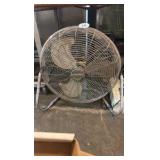 Lakewood floor fan