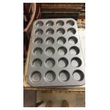 mini muffin pan