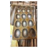 egg shaped pans