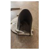 pelican head attachment