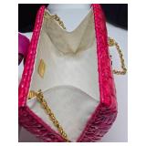 Great Estate Lot of Assorted Ladies Purses & Handbags
