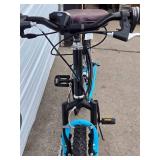 Nice Condition HUFFY Trail Runner Boy
