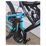 Nice Condition HUFFY Trail Runner Boy