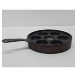 Vintage GRISWOLD No. 962 Cast Iron Aebleskiver Pan