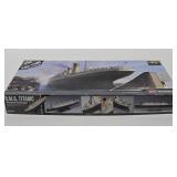 Brand New Unbuilt TITANIC Model Kit